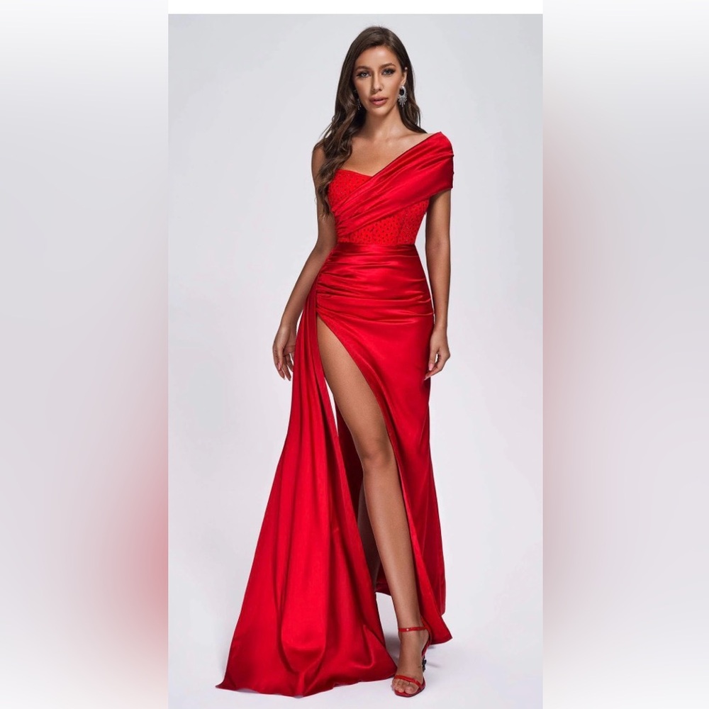 Elegant One Shoulder Red Evening Gown